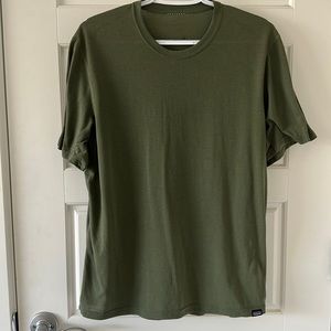 Patagonia Capilene Cool Trail Short-Sleeve Shirt - Men's M size